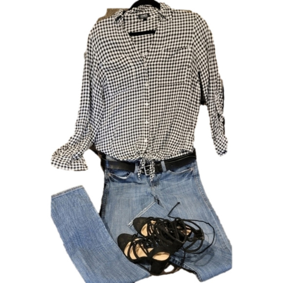 Jones New York checker print button down top with front tie size S - Picture 3 of 9